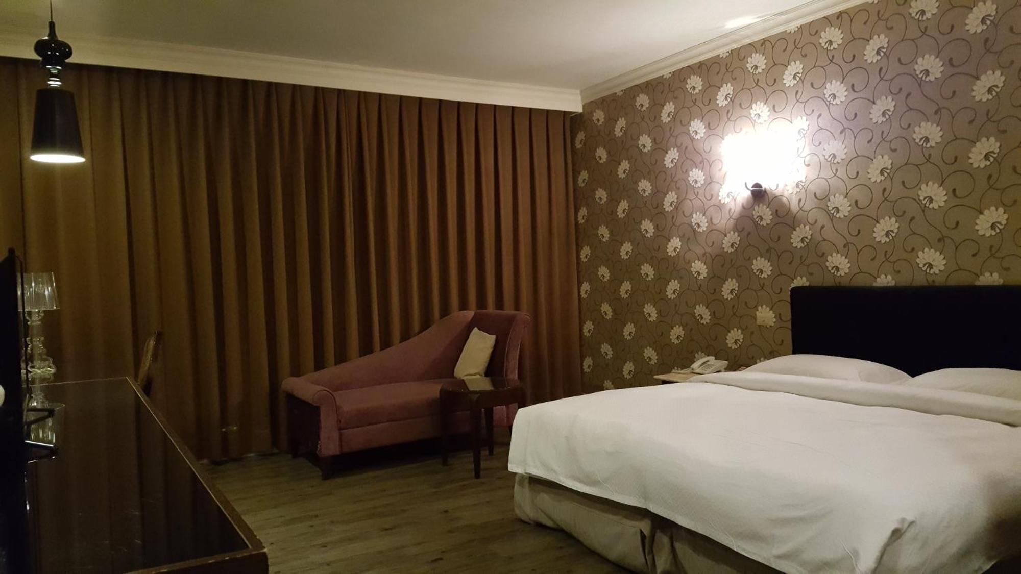 The Riverside Hotel & Motel Καοσιούνγκ Εξωτερικό φωτογραφία