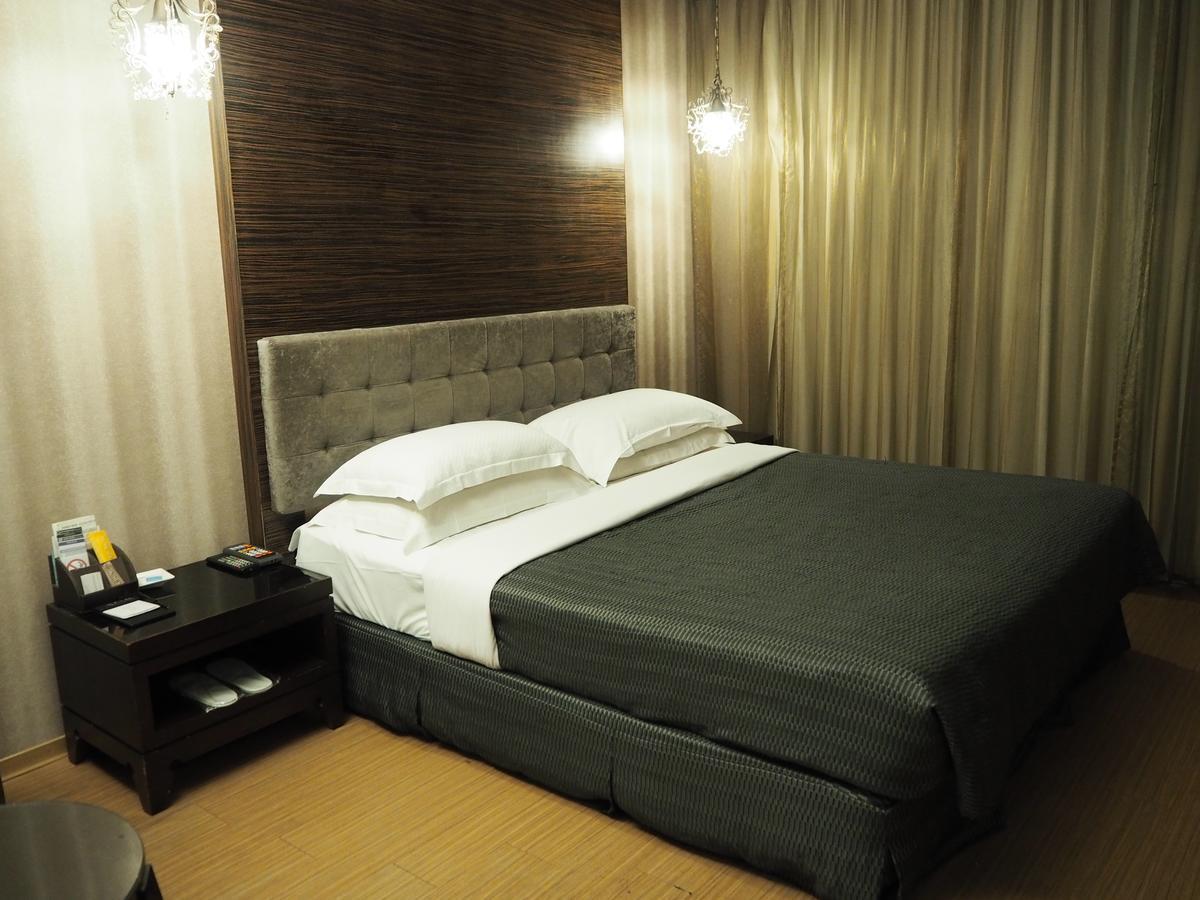The Riverside Hotel & Motel Καοσιούνγκ Εξωτερικό φωτογραφία