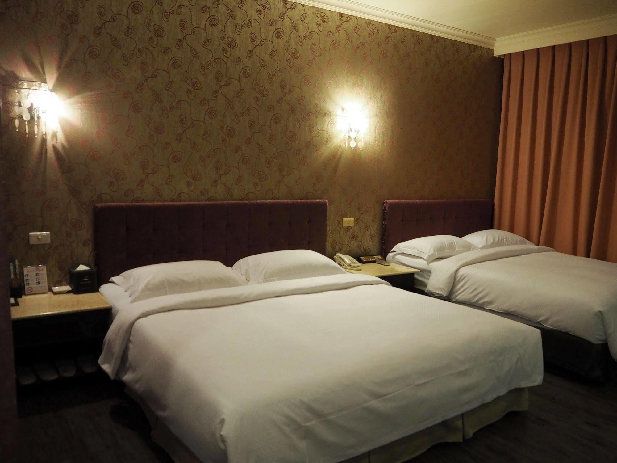 The Riverside Hotel & Motel Καοσιούνγκ Εξωτερικό φωτογραφία