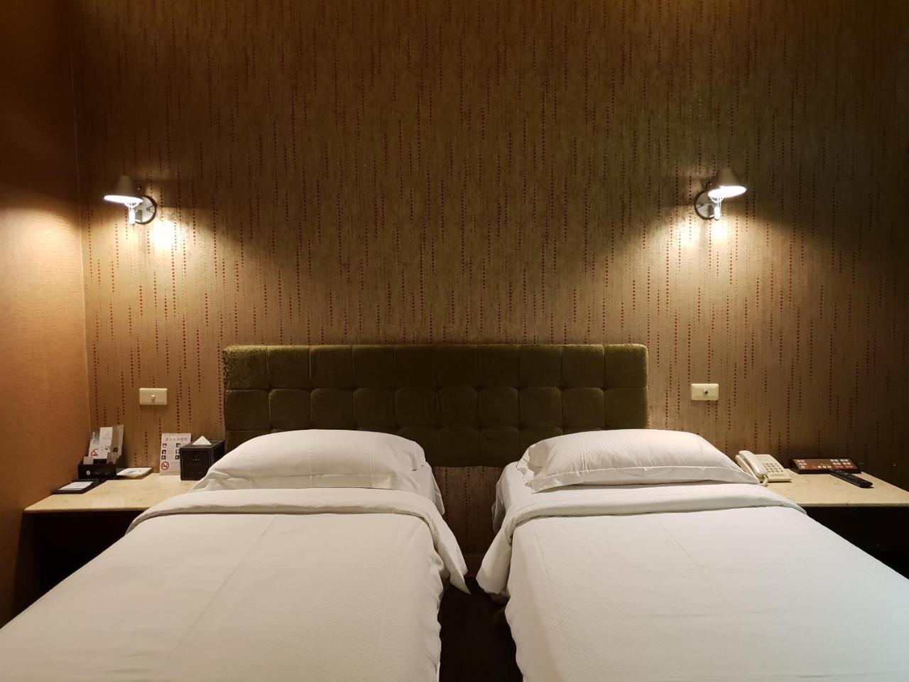 The Riverside Hotel & Motel Καοσιούνγκ Εξωτερικό φωτογραφία